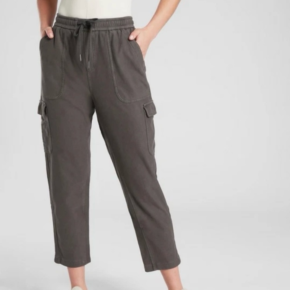 ATHLETA CYPRESS GREEN ELASTIC WAIST FARALLON CARGO‎ CROP PANT 12